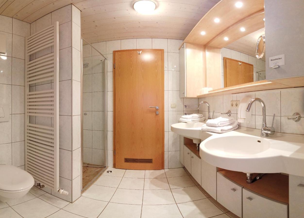 Gasthof Zur Bruecke Kaufering Chambre photo